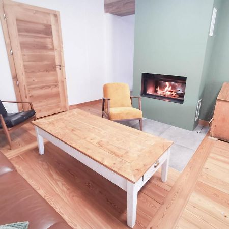 Les Repaires Hotel Nans-sous-Sainte-Anne ภายนอก รูปภาพ