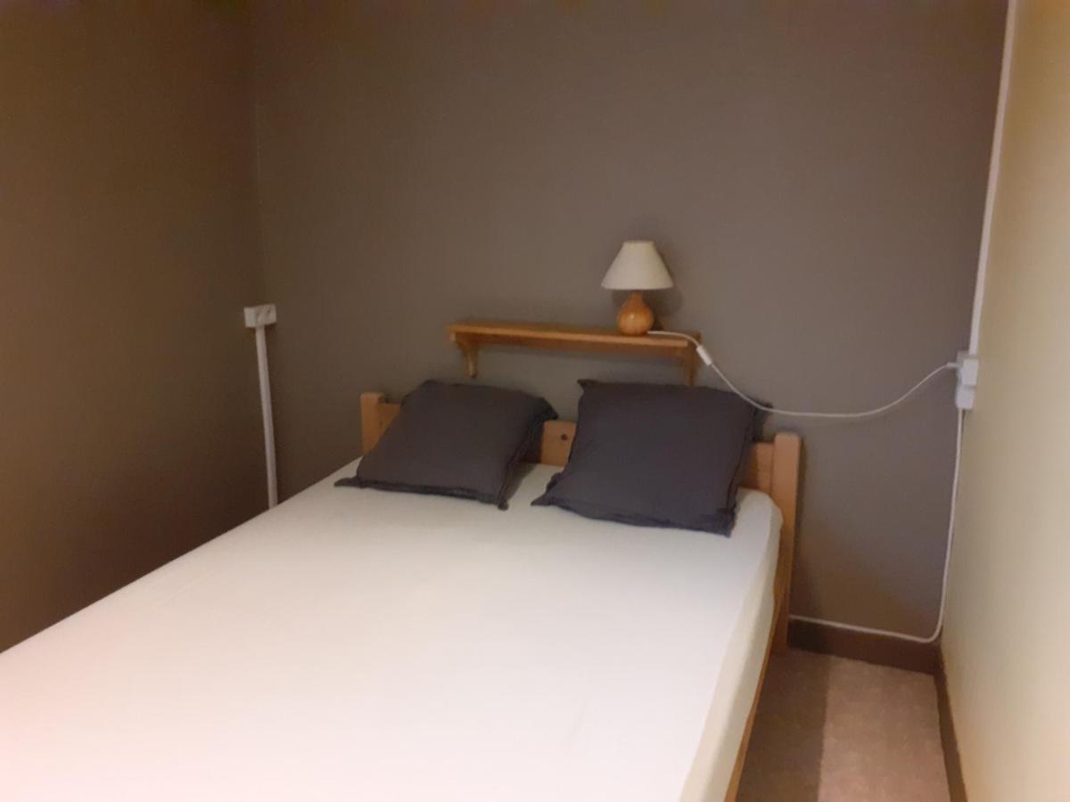 Les Repaires Hotel Nans-sous-Sainte-Anne ภายนอก รูปภาพ