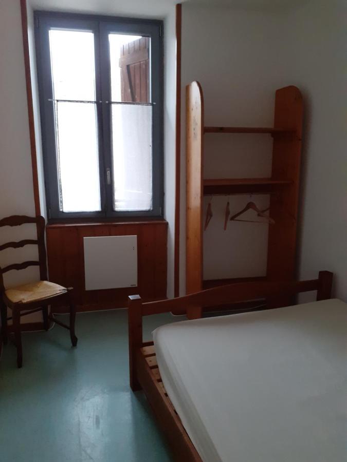 Les Repaires Hotel Nans-sous-Sainte-Anne ภายนอก รูปภาพ