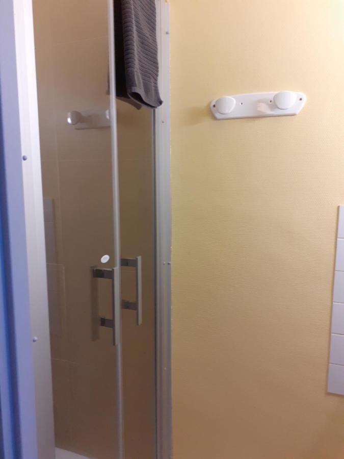 Les Repaires Hotel Nans-sous-Sainte-Anne ภายนอก รูปภาพ