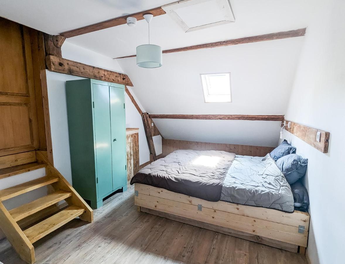 Les Repaires Hotel Nans-sous-Sainte-Anne ภายนอก รูปภาพ