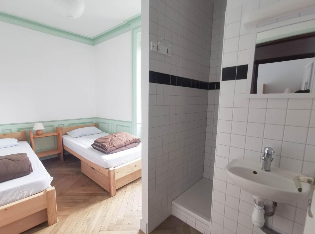 Les Repaires Hotel Nans-sous-Sainte-Anne ภายนอก รูปภาพ