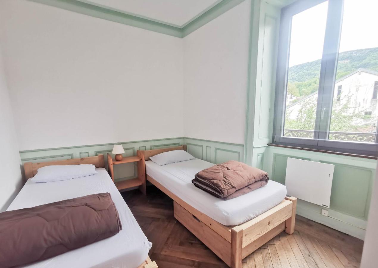 Les Repaires Hotel Nans-sous-Sainte-Anne ภายนอก รูปภาพ